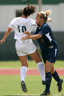 爱游戏 ayx 中国官方网站-NBA球员投篮动作优化与训练方法研究，nba美如画的投篮姿势